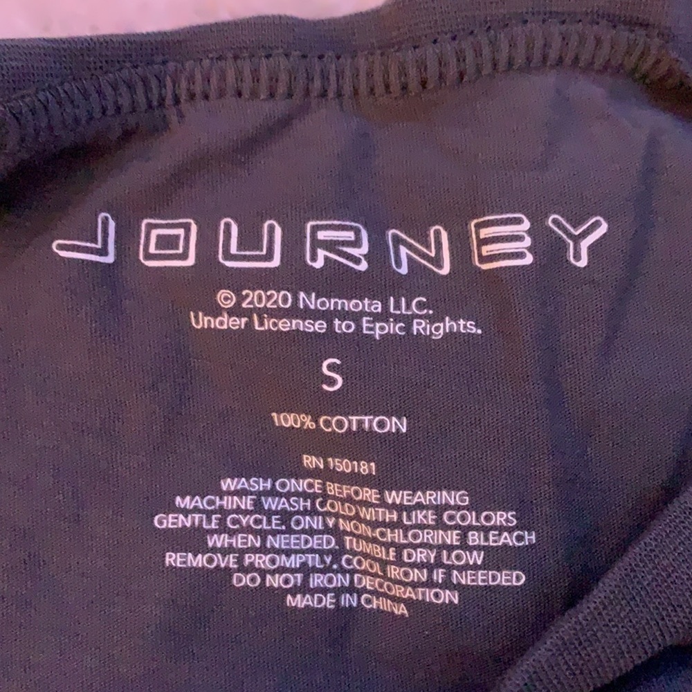 GRAPHIC TEE - Picture 2 of 2